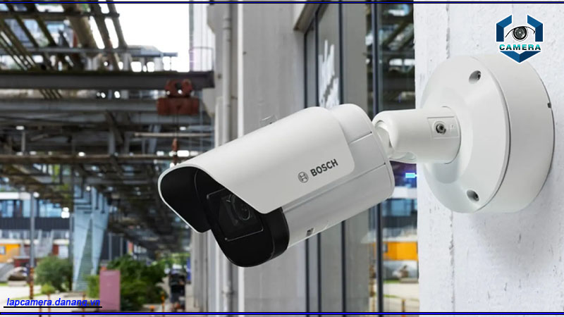 camera-bosch-co-the-hoat-dong-tot-trong-moi-truong-khoi-bui-khong-1
